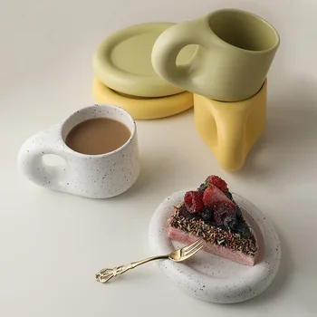 Kūrybos Spalvinga Riebalų Keramikos Puodelius su Lėkšte Kavos Puodelis Pieno Arbata Office Puodeliai Drinkware Geriausia Gimtadienio Dovana Draugams