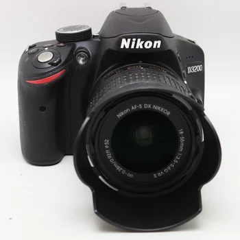 NAUDOTAS Nikon D3200 24.2 MP CMOS Skaitmeninis SLR fotoaparatas su 18-55mm f/3.5-5.6 G ED II NIKKOR Objektyvą