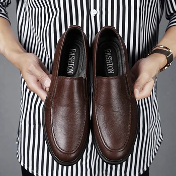 bateliai vyrai laisvalaikio informales pardavimo odos para de zapatos juoda sapato pavasario Mens butas 2020 priežastinis batų mados mokasīni